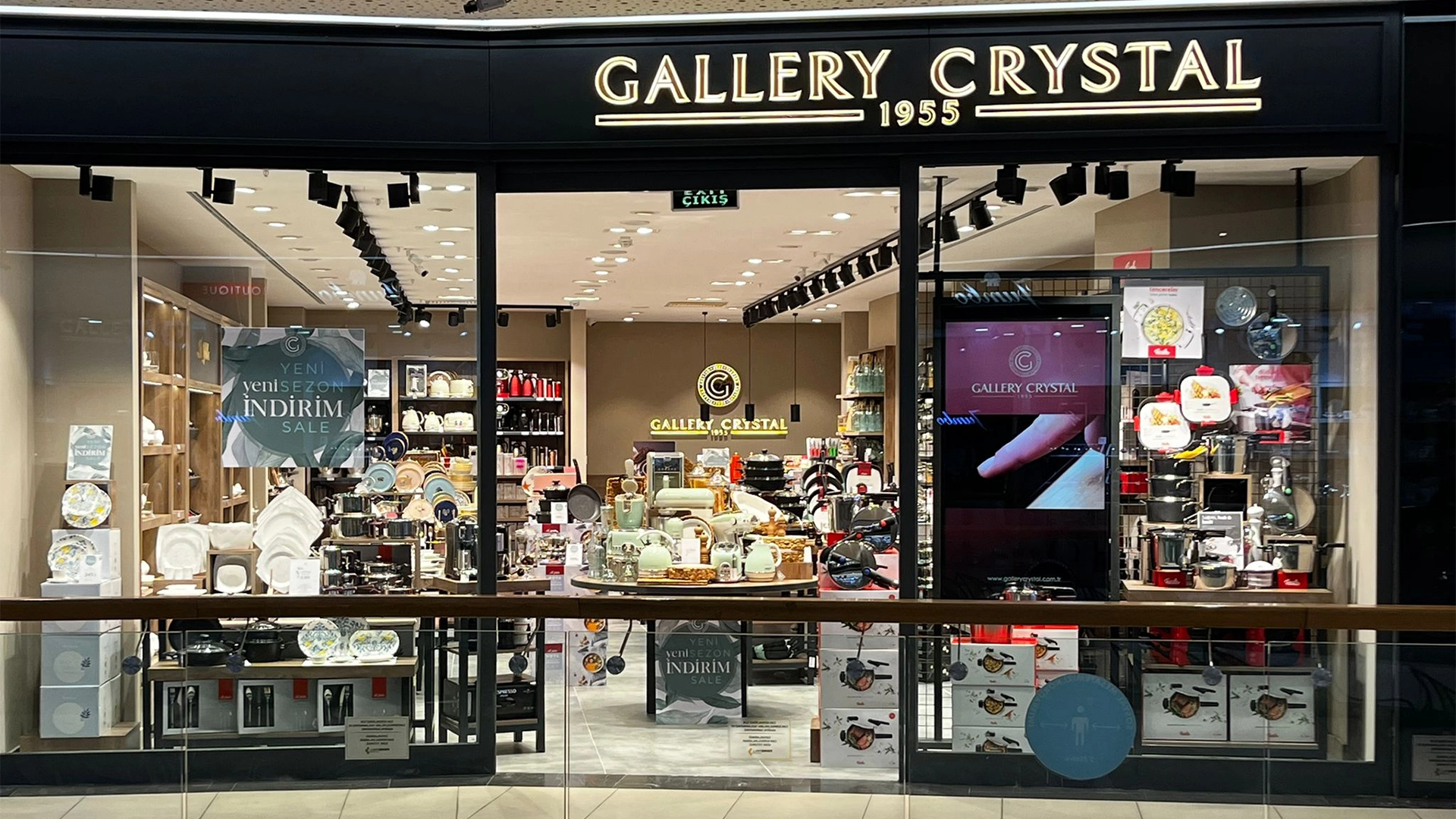 2017 - Gallery Crystal
